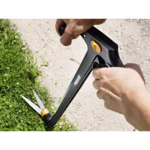 Foarfeca pentru gazon lunga Fiskars Servo-System GS46