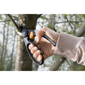 Foarfeca bypass Fiskars Fingerloop P44